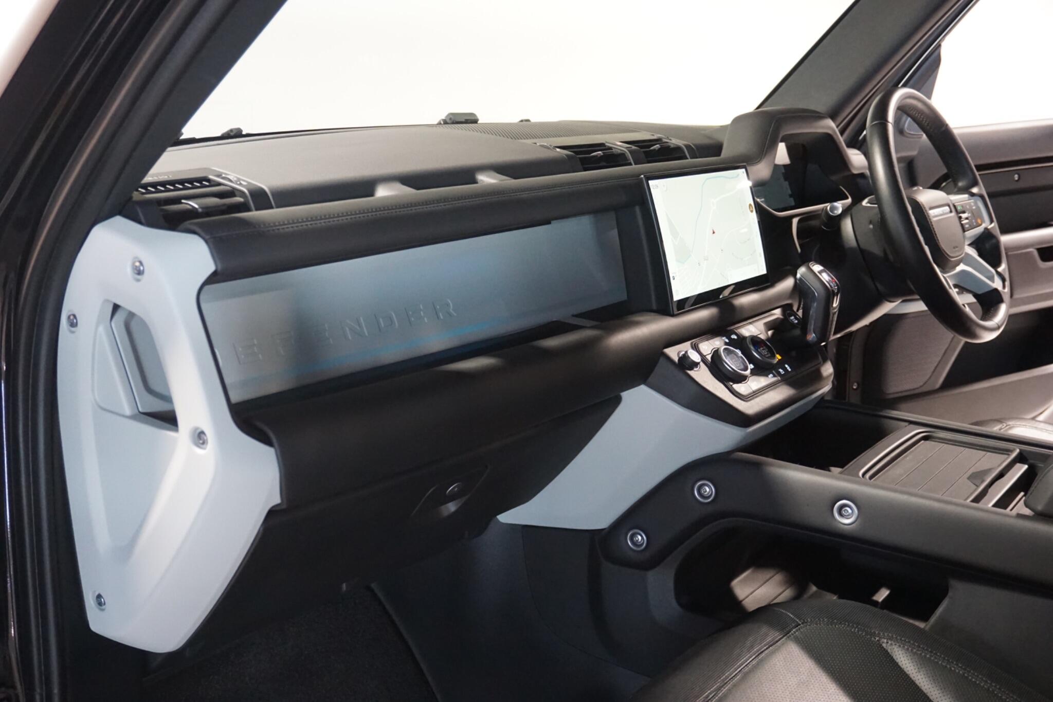 Land Rover Defender 110 3.0 D250 MHEV X-Dynamic HSE SUV 5dr Diesel Auto 4WD Euro 6 (s/s) (250 ps)